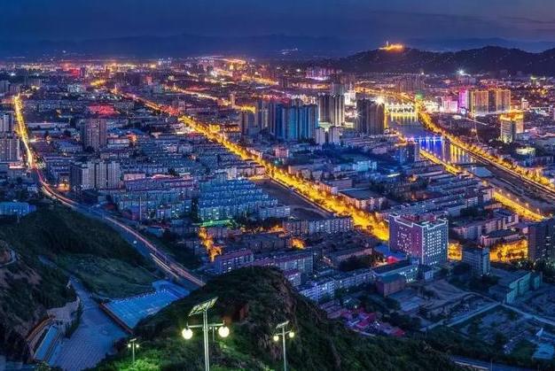 张家口，长城脚下闪耀的绿色明珠